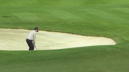 Bubba Watson: tight shot out of bunker on 10