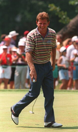 Fashion from the 90s at the PGA Championship